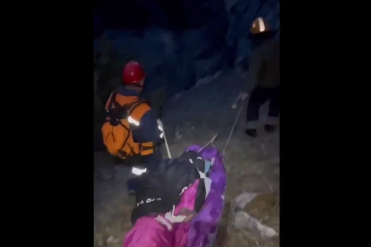    Парапланерист из Перми насмерть разбился в Чегемском районе КБР