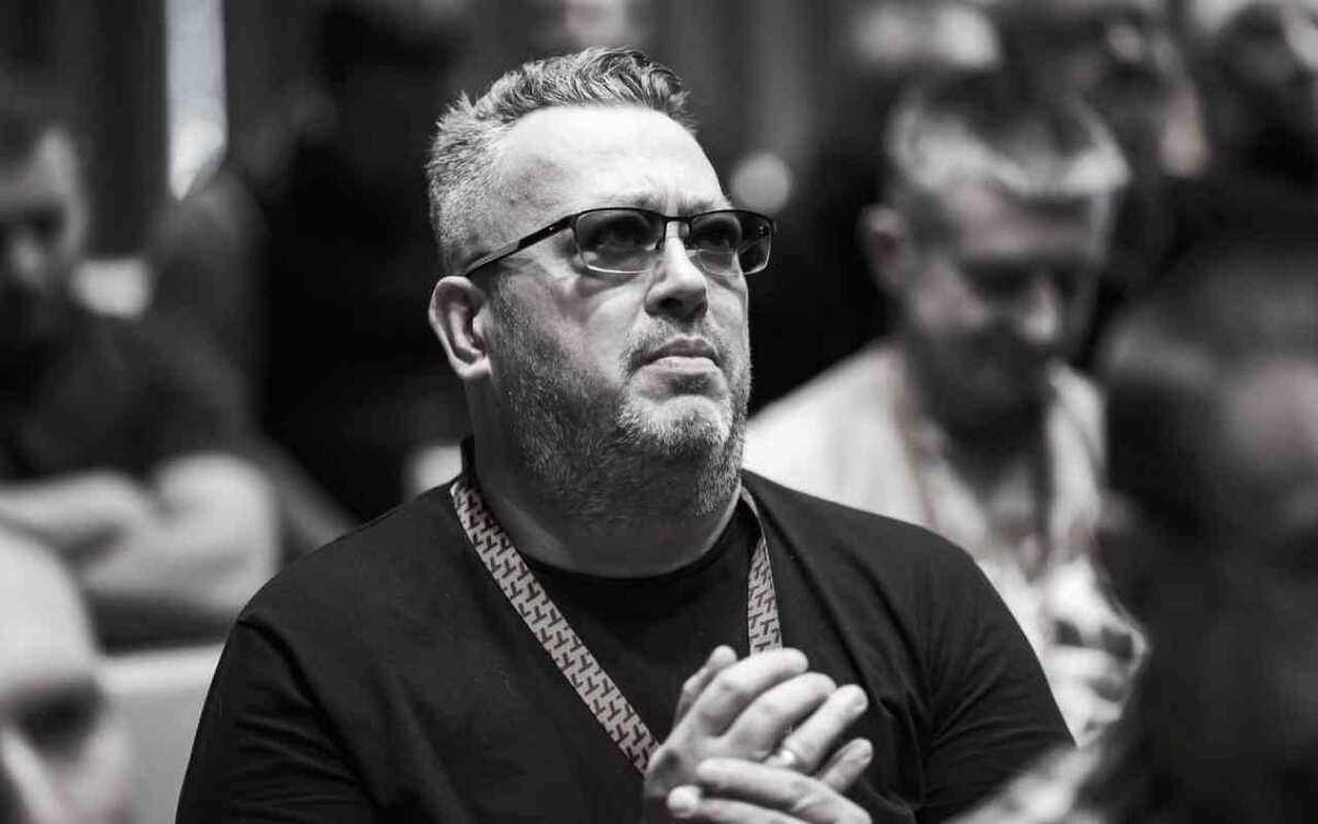    Скоропостижно скончался руководитель издания CarzClub Алексей Шамарин Фото из социальных сетей Алексея Шамарина