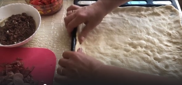 Как приготовить пиццу.