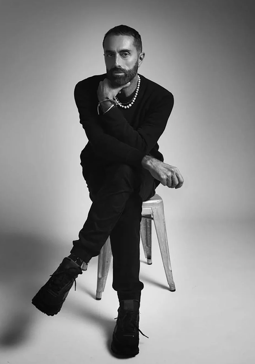    Джамбаттиста Валли получил награду на Неделе свадебной моды (фото 1)