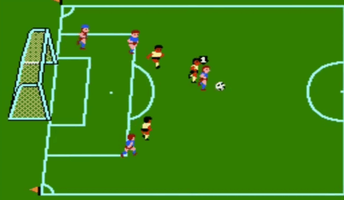 Gif картинка: геймплей из игры "Soccer" (1985-ый год)
