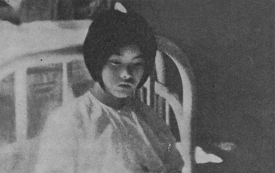 16-летняя девушка, которую японские солдаты изнасиловали группой и заразили венерическим заболеванием во время Нанкинской резни.
Wikimedia Commons