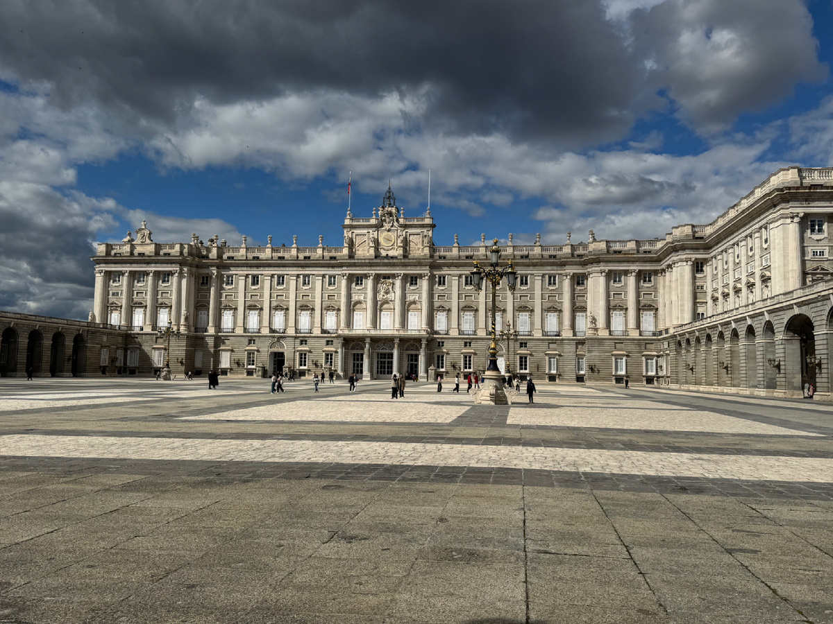 Королевский дворец