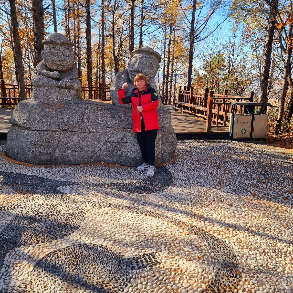 Памятник " Ленивцы"  фото автора