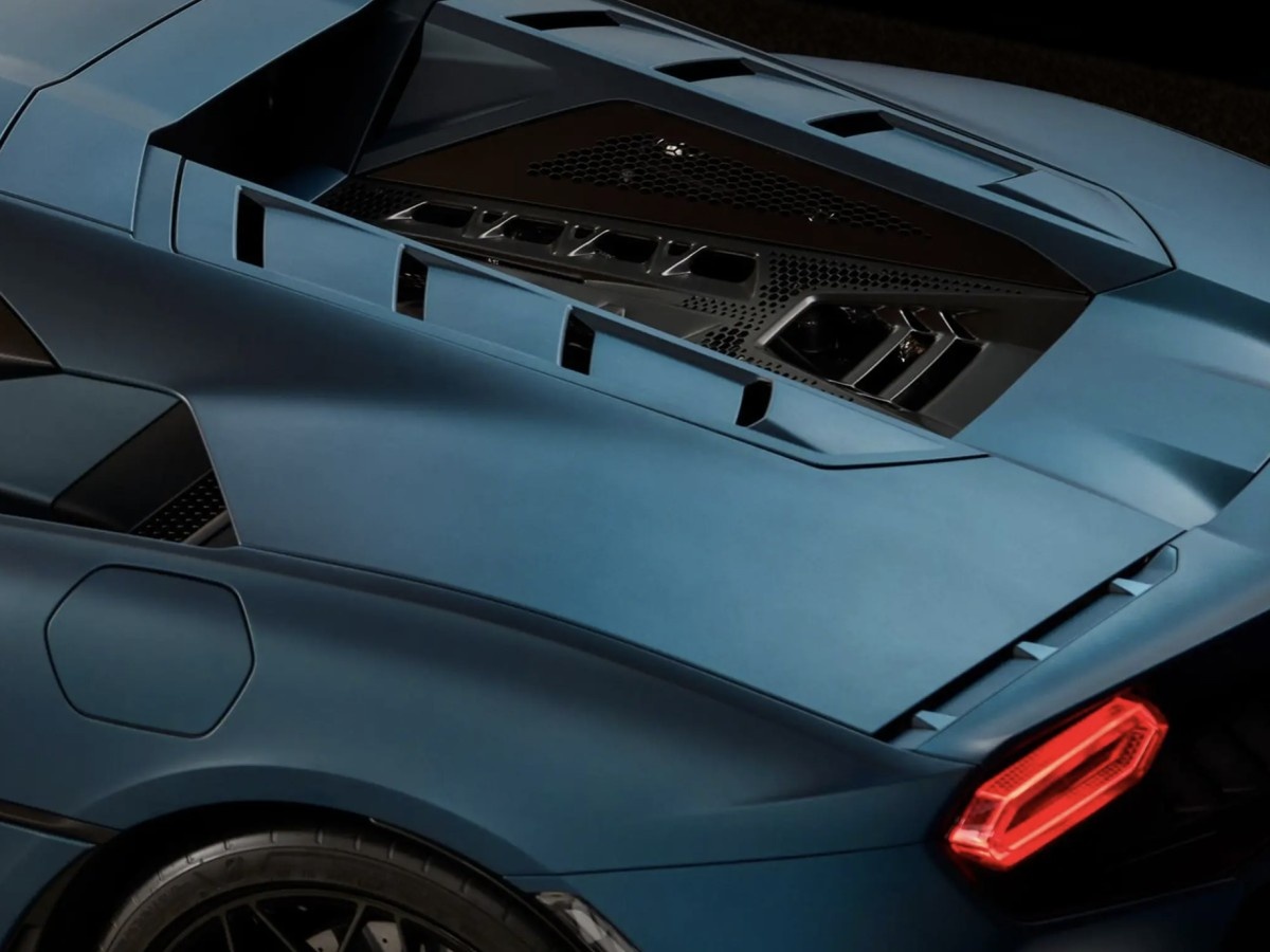    Lamborghini представила гибридный суперкар Temerario [ФОТО]