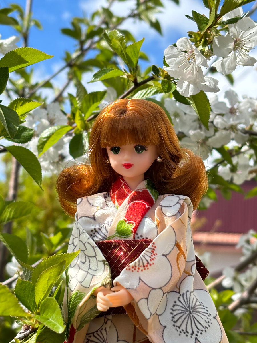 Ну пожалуйста 🙏🏻 (это Джулия, подруга Дженни, Такара) ❤️