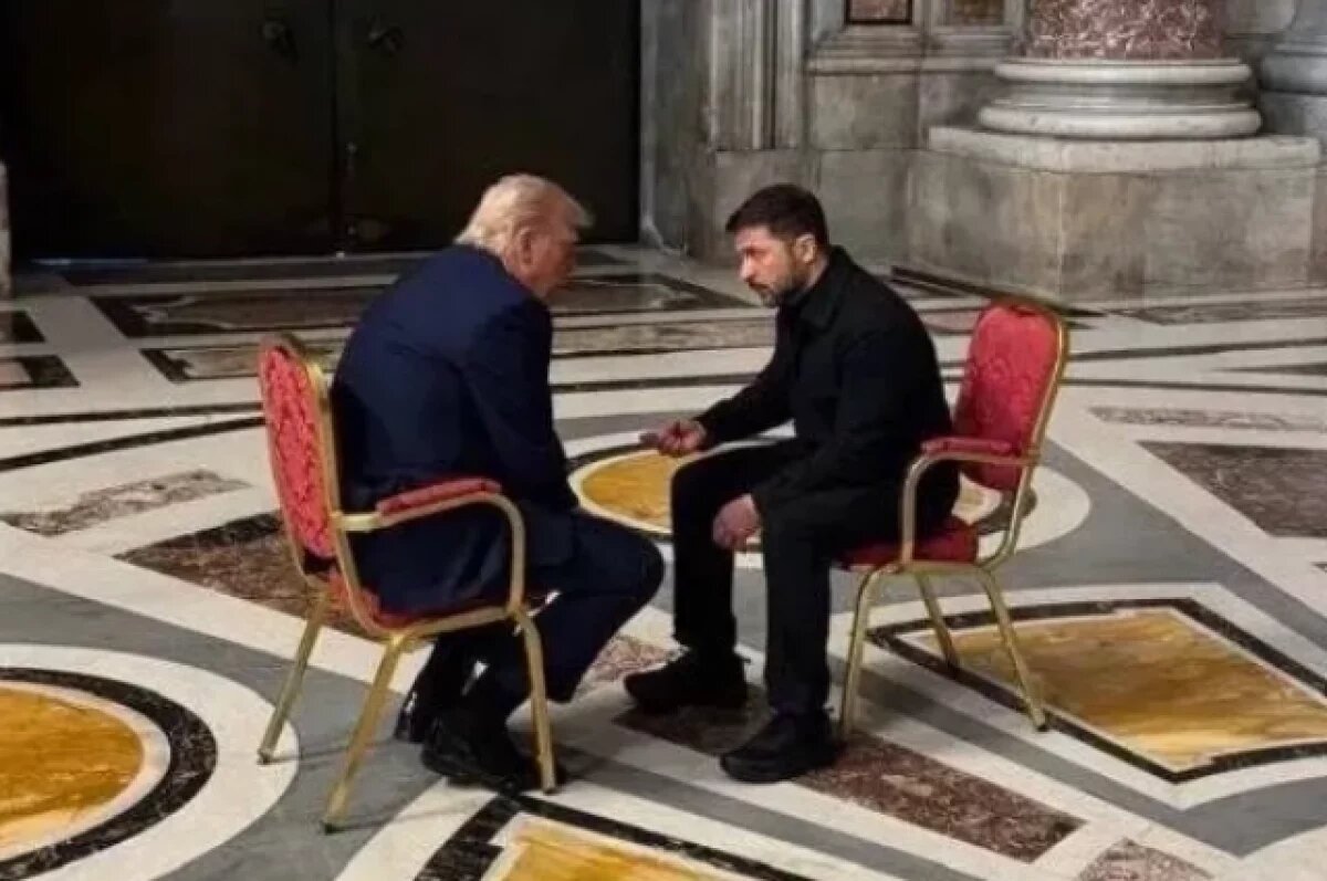    Трамп и Зеленский сдерживали эмоции на переговорах в Ватикане из-за траура