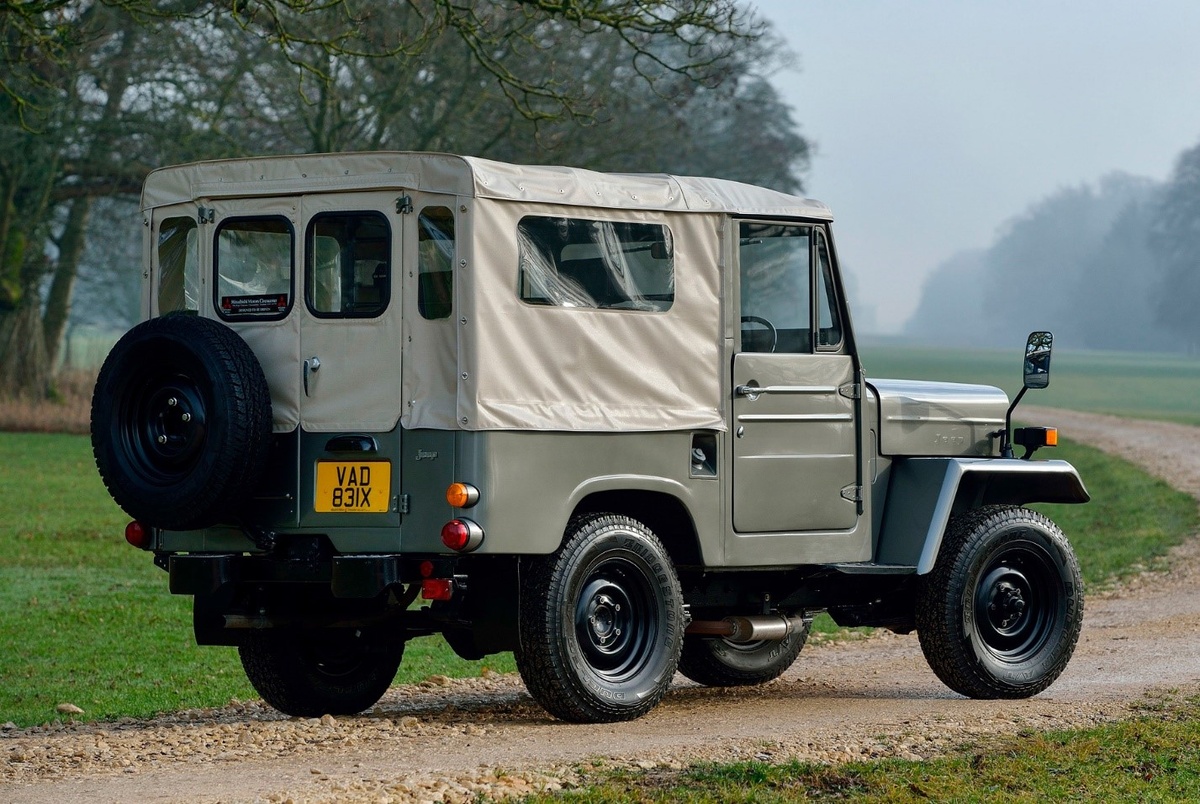 Mitsubishi-CJ3 сзади. Источник фото: Pinterest.ru