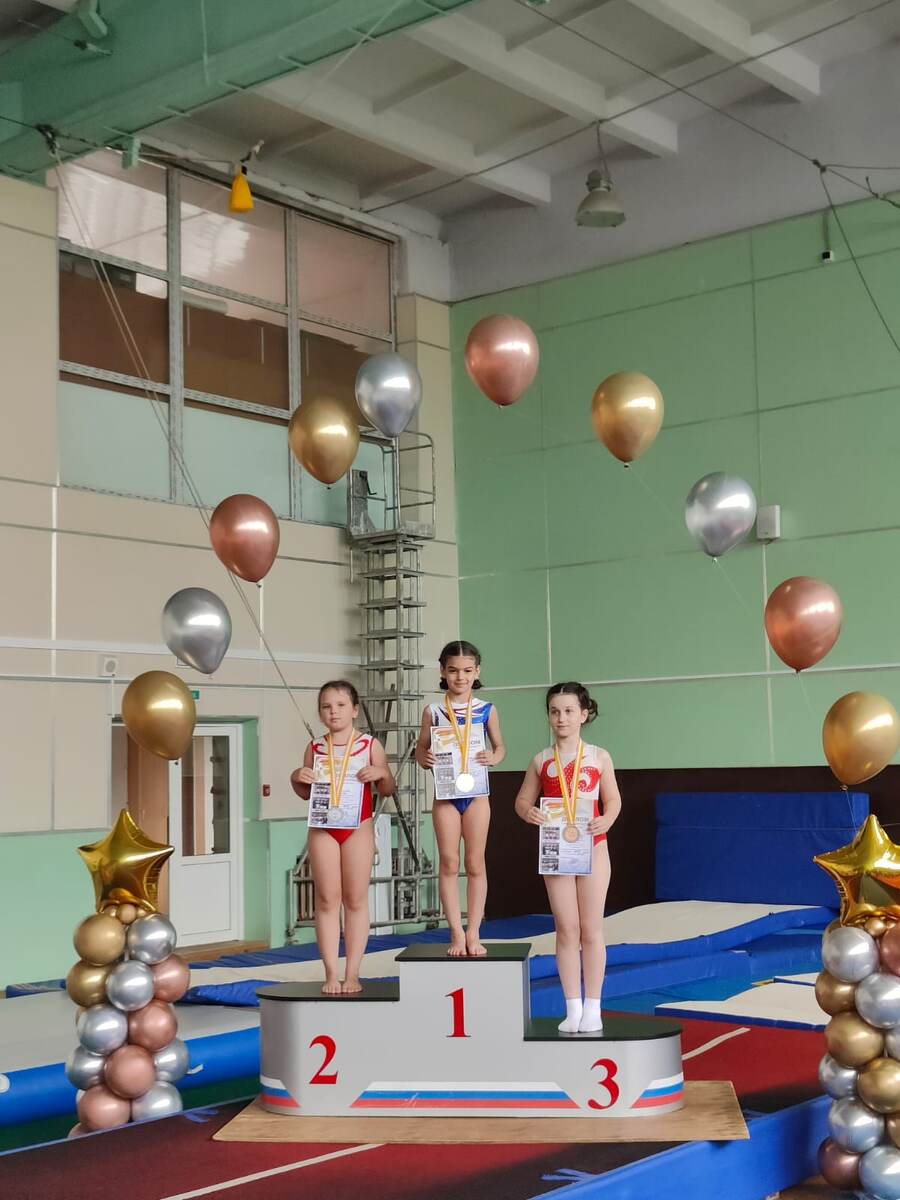 1 место - Акопян Лилиана (Каляндра Т.А.)                                      2 место - Рожкова Диана (Дорохова И.Е.).                                    3 место - Андронова Виктория (Дорохова И.Е.).  