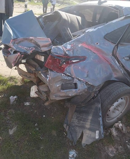    Автомобиль, выехавший на ж.-д. пути перед электричкой неподалёку от станции Дунай во Всеволожском районе Ленобласти, апрель 2025 года. Автор фото: Пресс-служба Северо-Западной транспортной прокуратуры