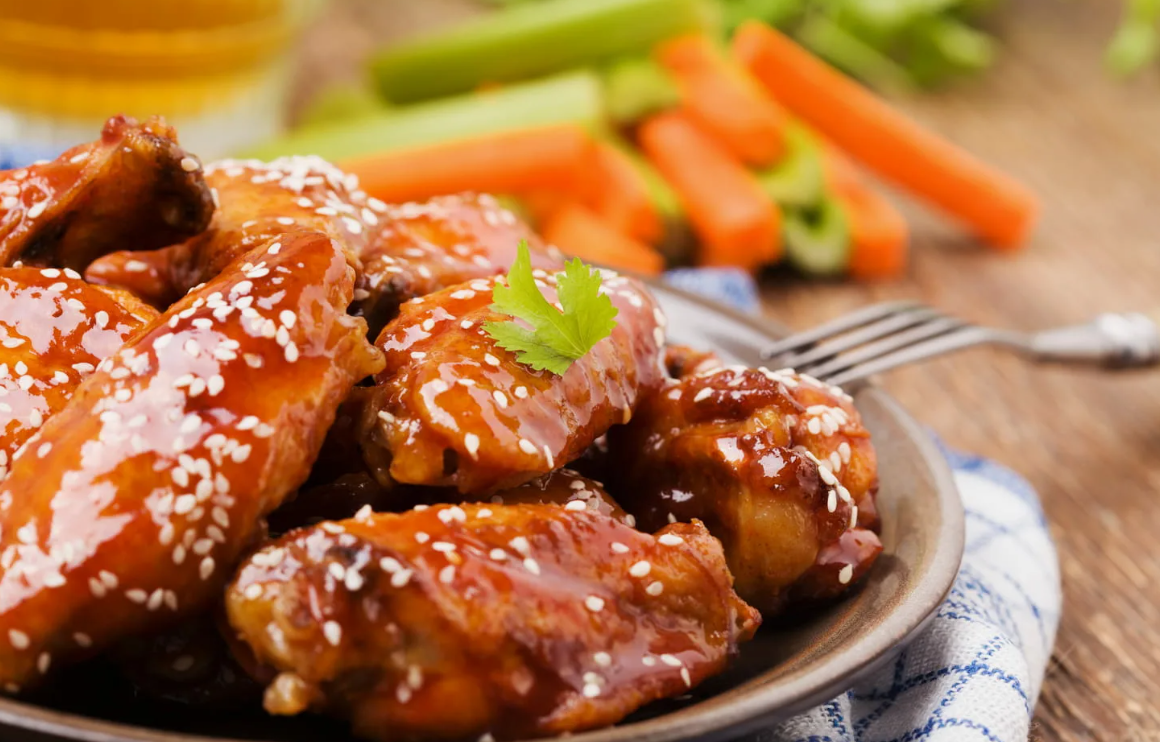 Куриные крылышки. Источник фото cuisine.journaldesfemmes.fr