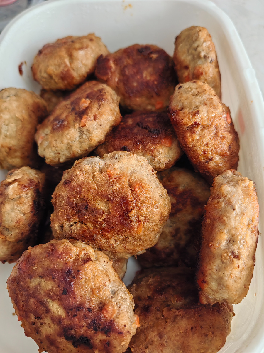 Уже съели несколько штук