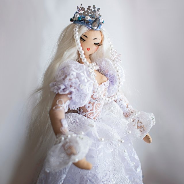 кукла "Тугэни - Дальневосточная Зима""