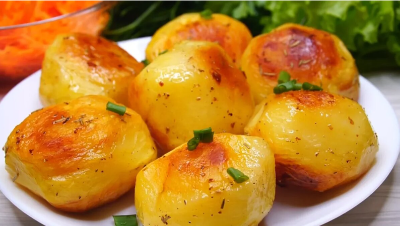 Картофель в духовке с хрустящей корочкой: советую приготовить картошку по этому рецепту, останетесь довольны.