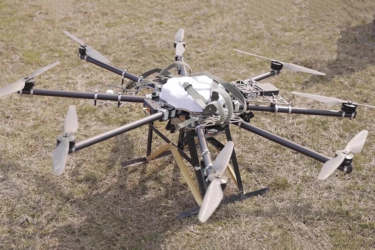    Трофейный украинский БПЛА «Баба-яга» восстановлен российскими техниками.