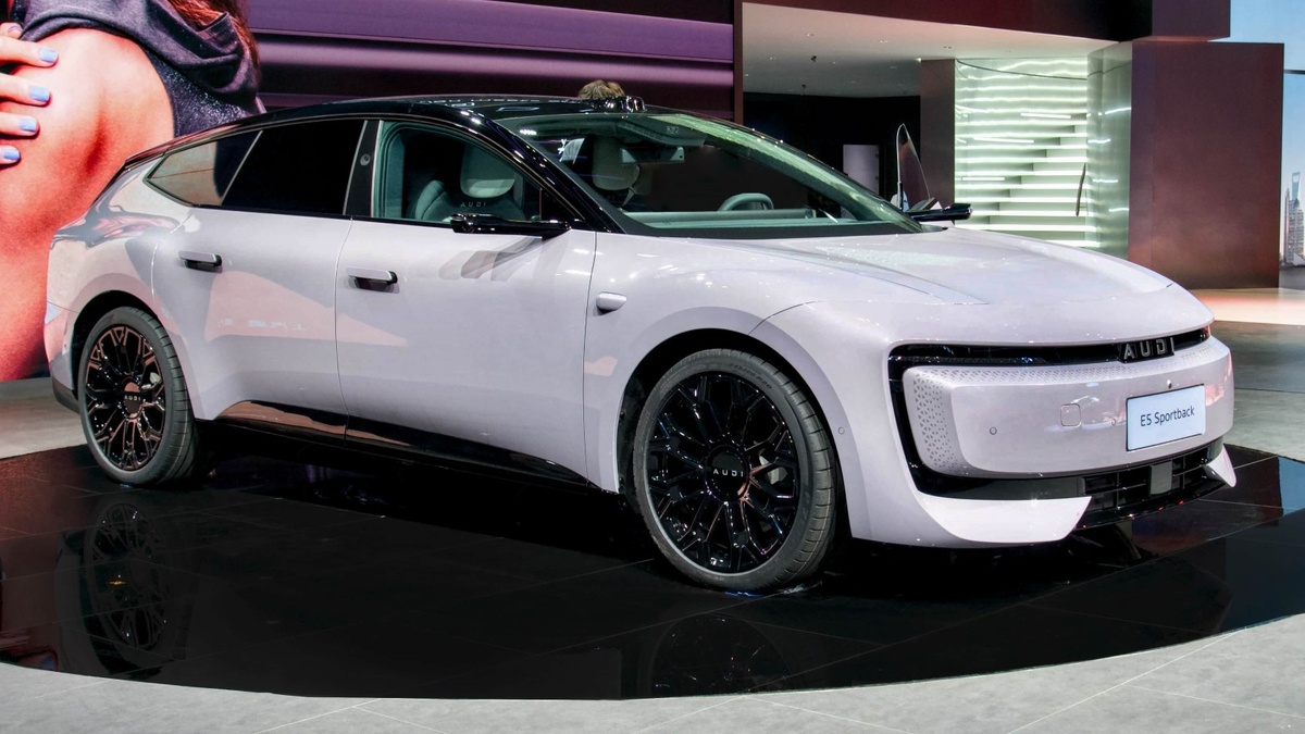 источник: https://rucars.ru/audi-e5-sportback-debut