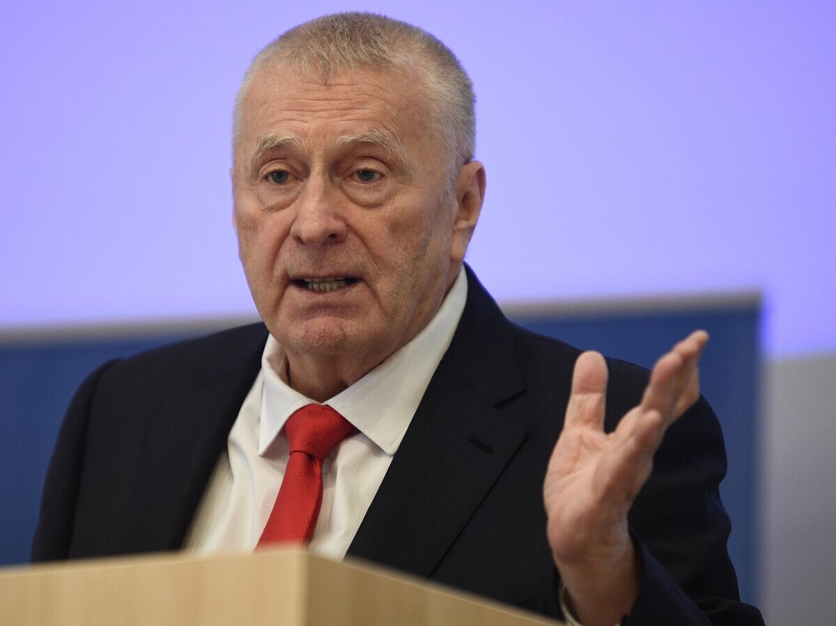    Руководитель Высшего Совета ЛДПР Владимир Жириновский во время обращения к молодежи© РИА Новости / Владимир Астапкович