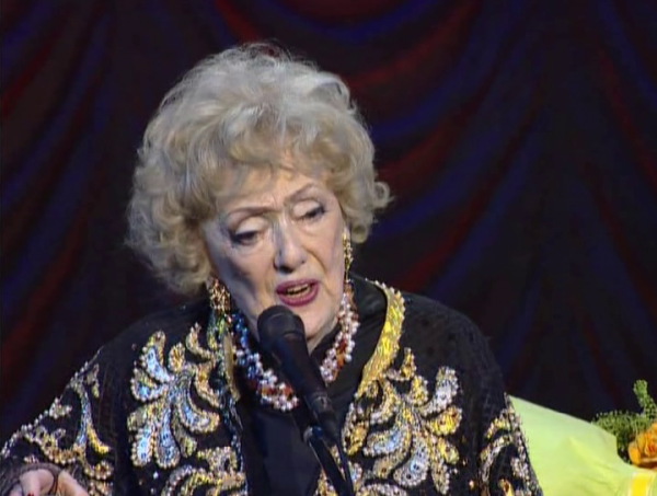 Алла Баянова