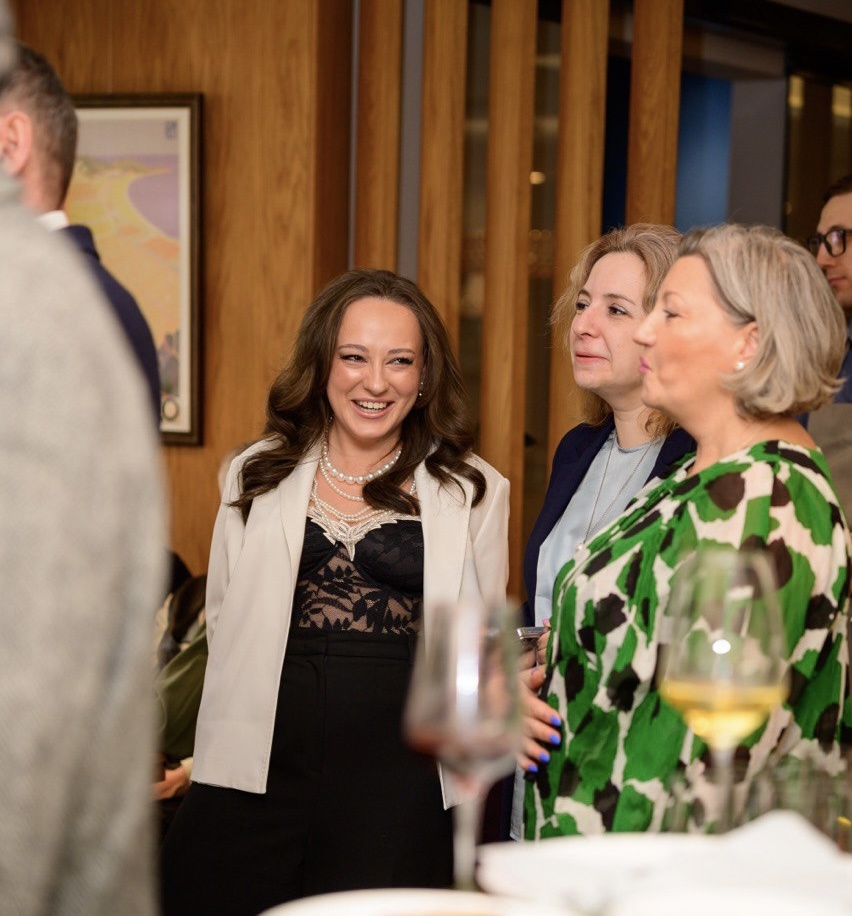 Избыточный вес может быть защитником. При этом важно всё — от расположения этого самого веса до наследственности