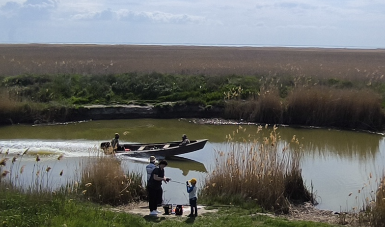 Вблизи станицы Привольной. Фото: Книга Приключений.  Привет! Меня зовут Евгения. Живу в  Краснодаре, люблю  выезжать в горы, к морю и вообще по природным достопримечательностям Юга России и Крыма. На моём канале  рассказываю не только об интересных местах, но и как туда добраться, сколько стоит и т.п., а ещё мне нравится размещать побольше фотографий.  Подписывайся, если тебе интересно это направление.