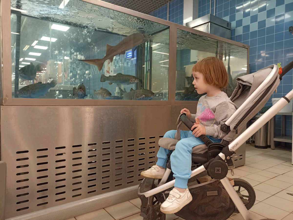 В супермаркете. Листайте галерею