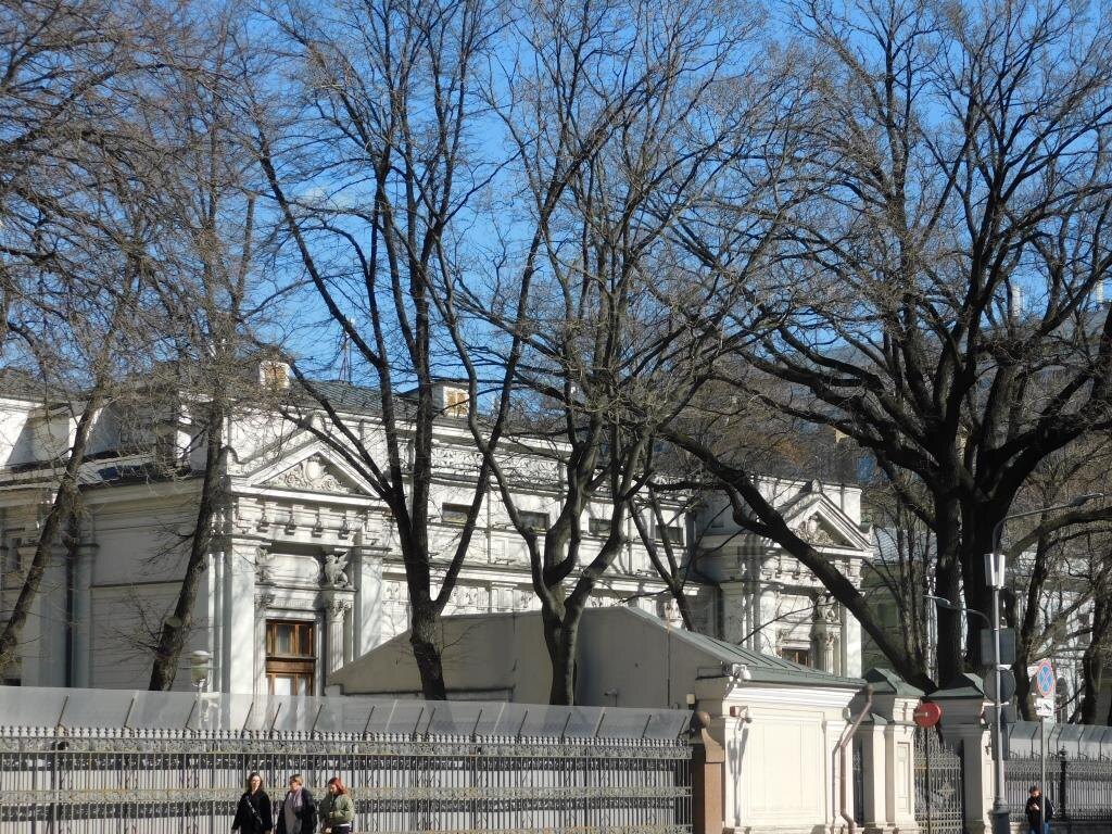 улица Воздвиженка, дом 14. Апрель 2025 г. Из личного архива автора.