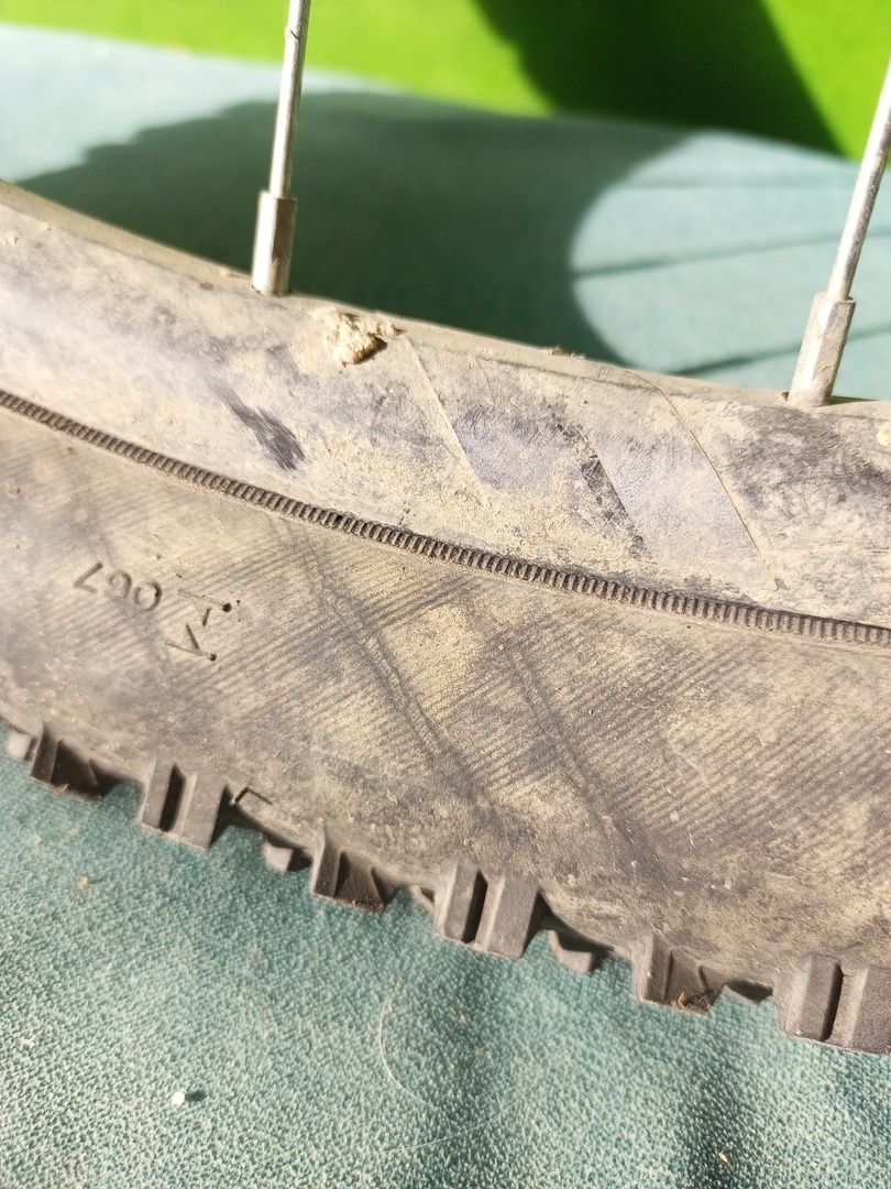 Нити корда стали перетерать боковину