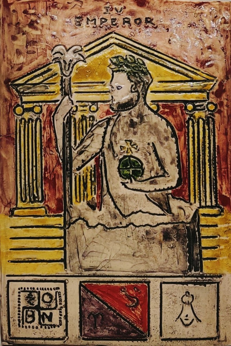 Керамическая декоративная картина "Император" Натальи Давыдовой по мотивам колоды Таро Церемониальной магии, созданной Лоном Майло Дюкеттом.