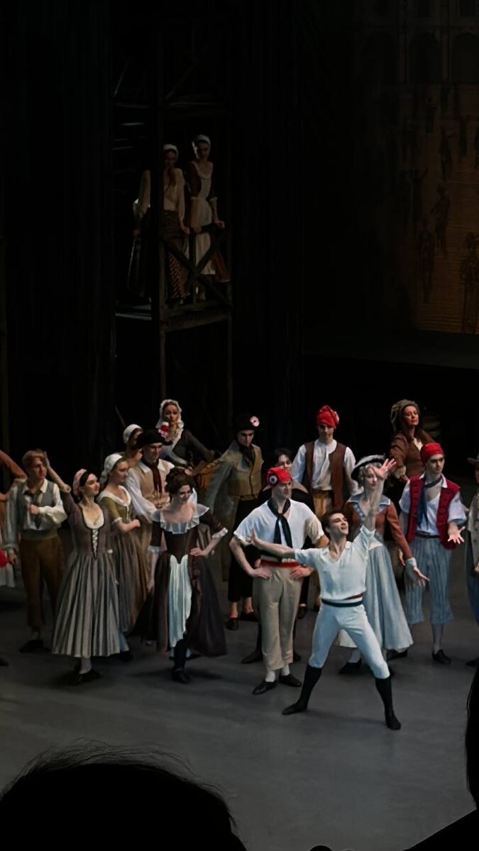 Филипп — Алексей Путинцев.