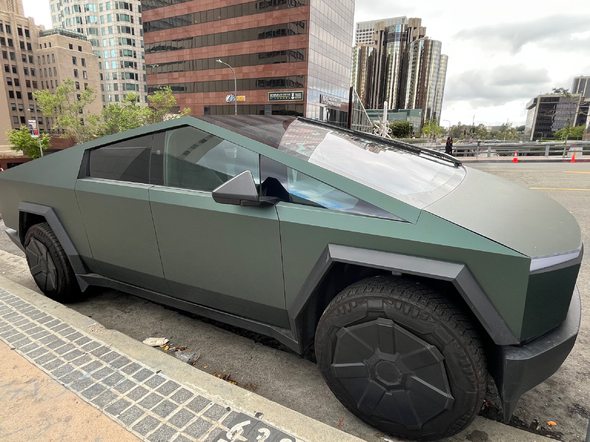 Tesla Cybertruck 