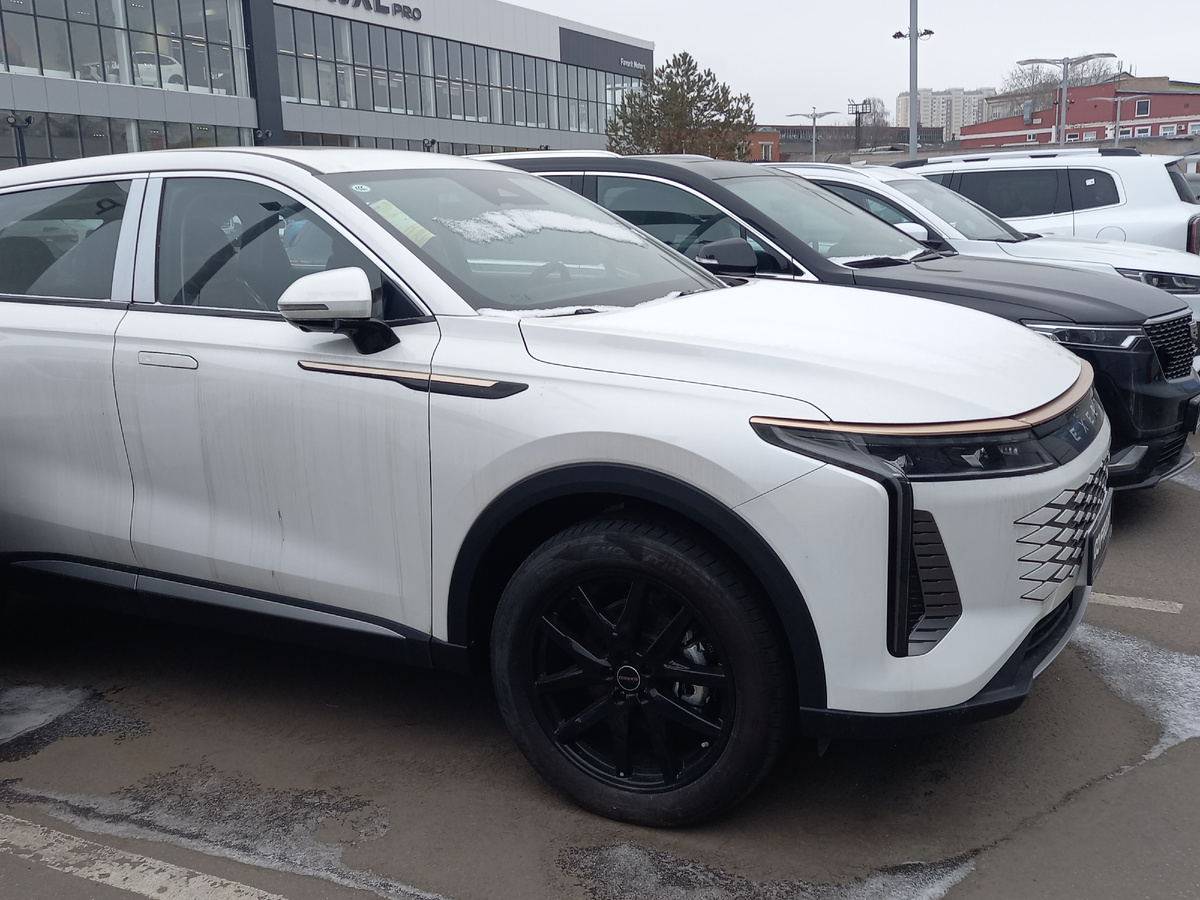 Exeed - лидер российского рынка новых премиальных автомобилей, по результатам I квартала 2025 года.