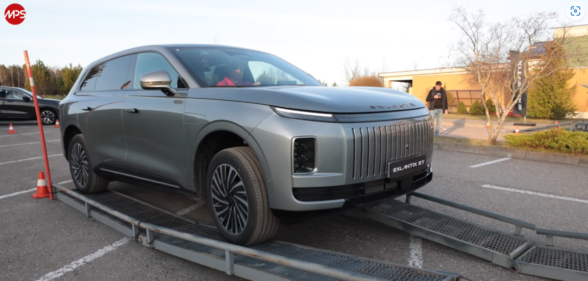 Новый премиальный гибридный кроссовер Exlantix ET: старт официальных продаж в России