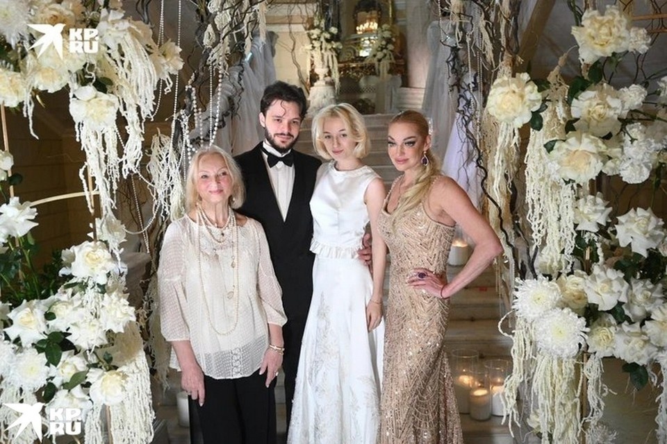 Свадьба дочери Волочковой