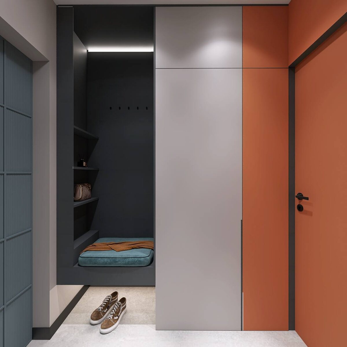 Слева - входная дверь в дом