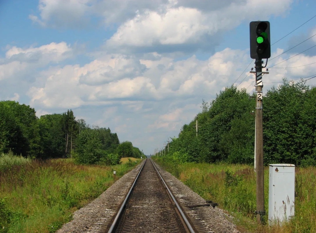 Рис.1 Проходной светофор "2" на однопутном перегоне Бахарево - 164 км. 