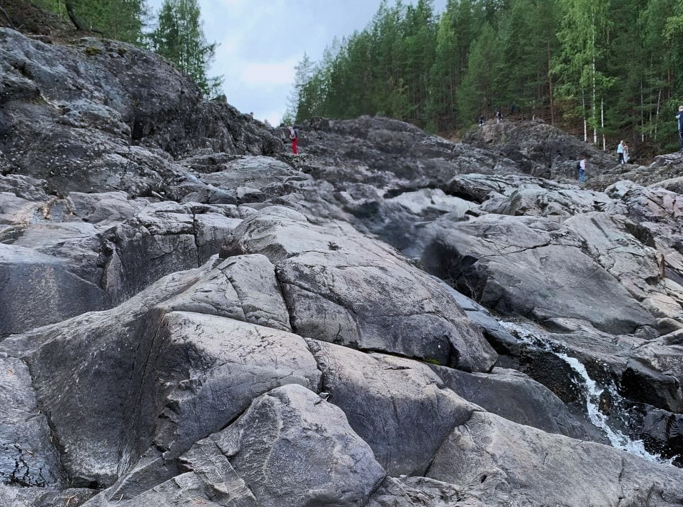 Гирвас, потухший вулкан