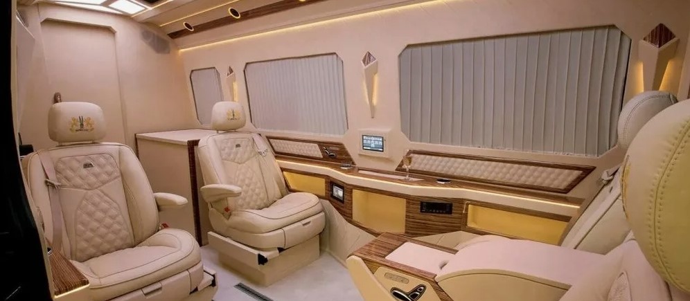 Салон ВИП Спринтера на 8 мест