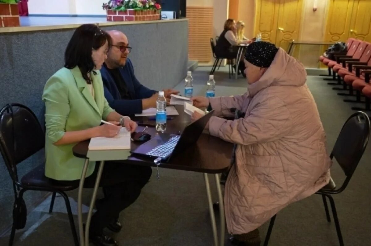    Сотрудники камчатского минздрава ответили на вопросы жителей села Коряки