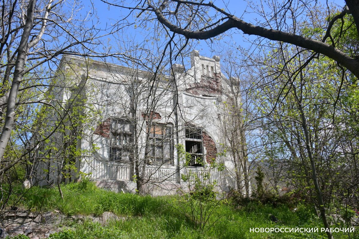 Фоторепортаж Анатолия Позднякова.