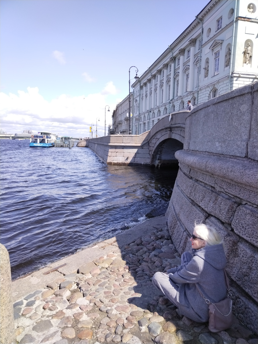 Дворцовая набережная июнь 2023