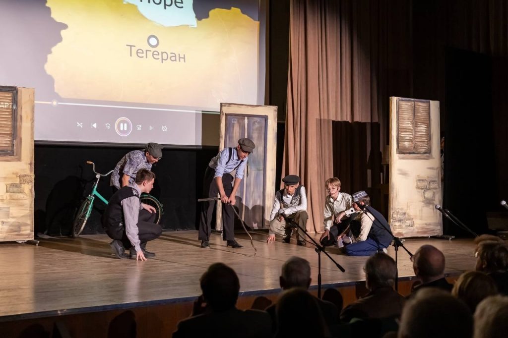 Листайте вправо, чтобы увидеть больше изображений