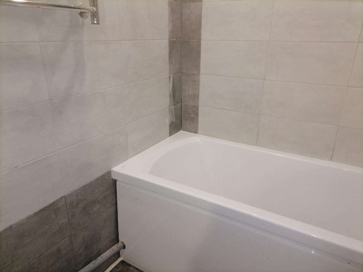 Экран заводской