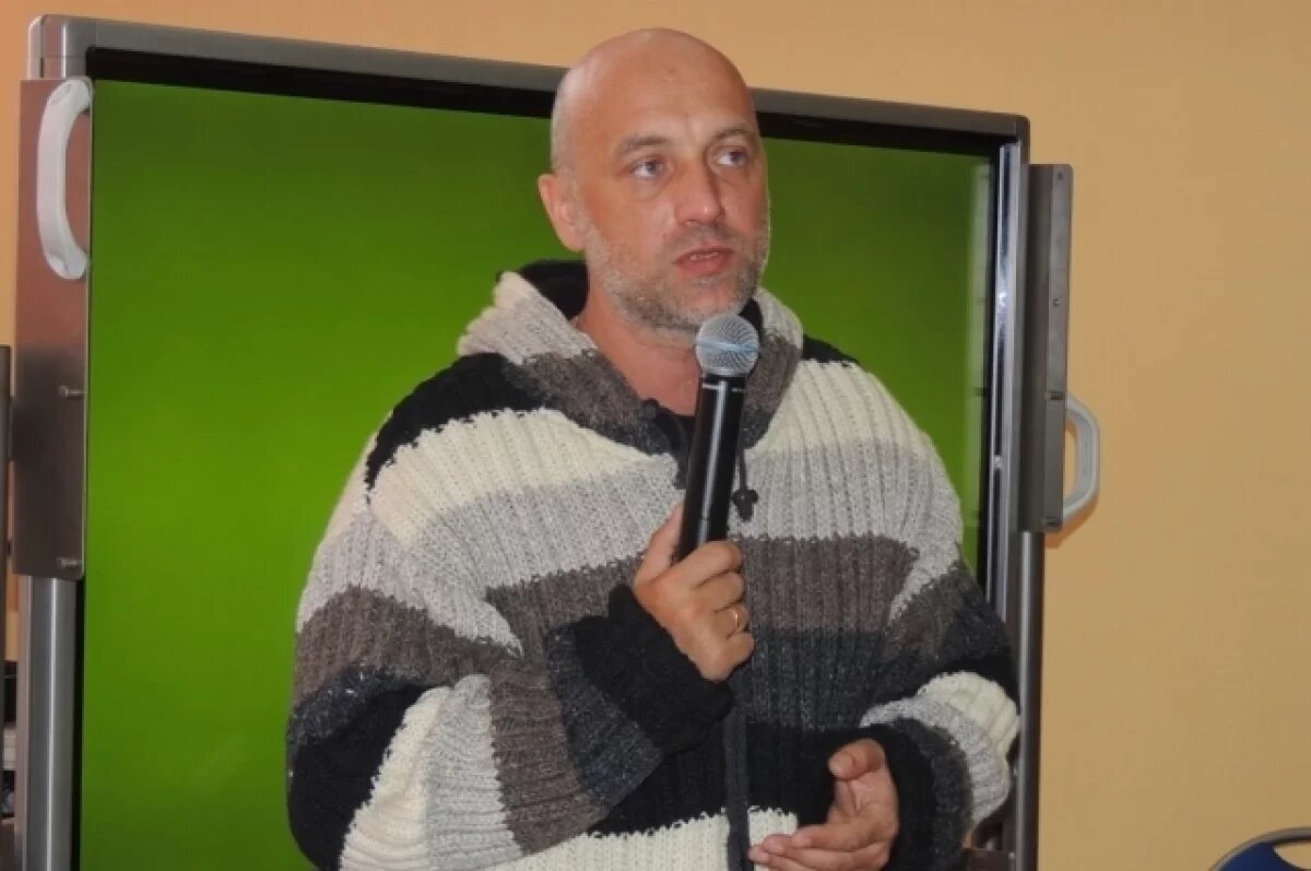    Захар Прилепин рассказал, что ему помогло восстановиться после подрыва авто