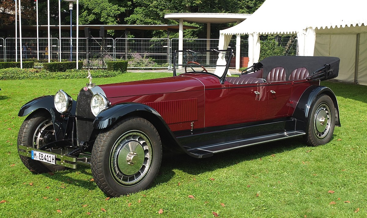 Bugatti La Royale - Королевская))