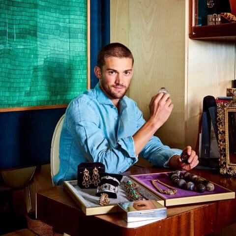 Вагнер Элеутери научился ювелирному делу у своего отца в главном магазине семьи в Риме. 