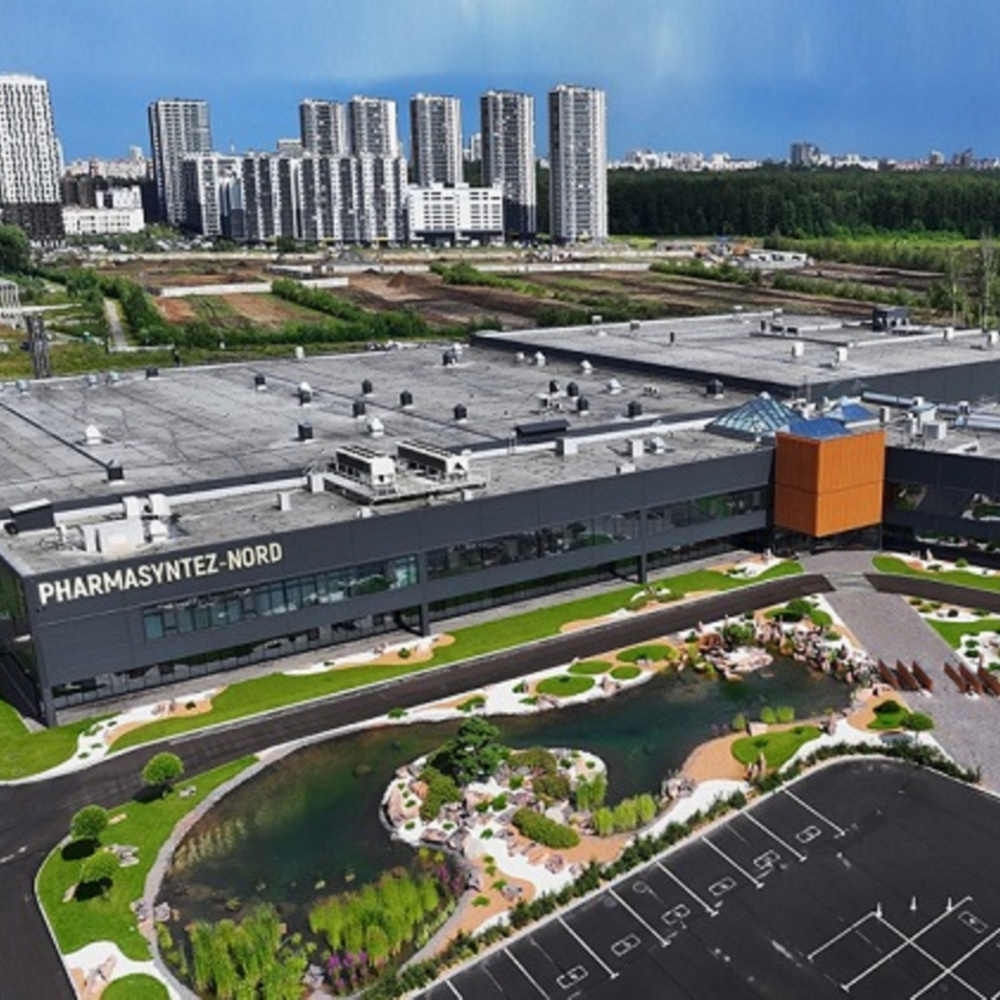 Лекарственный препарат «Вамотиниб» предназначен для лечения пациентов с хроническим миелоидным лейкозом. Это опухолевое заболевание крови, возникающее из-за генетической поломки, которая приводит к бесконтрольному размножению опухолевых клеток и развитию лейкоза.