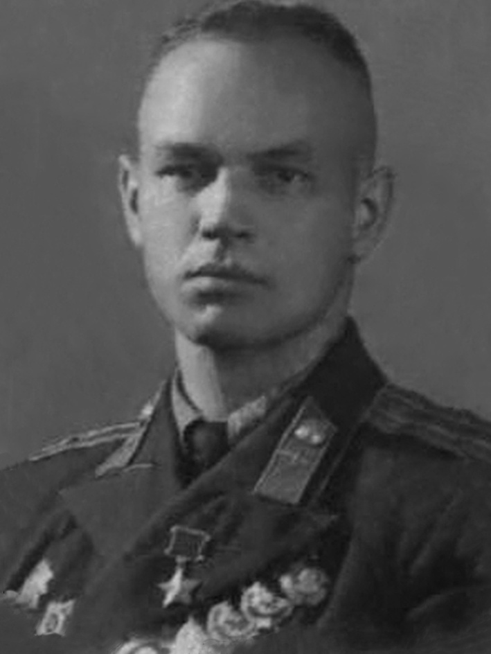 Послевоенное фото Макарова Константина Васильевича. Яндекс фото