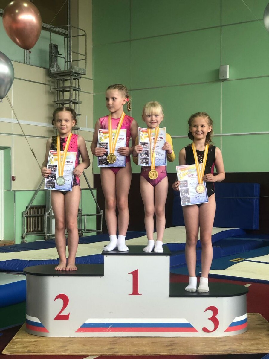 1 место - Красникова Серафима и Глотова Мария (Каляндра Т.А.).                                                                                       2 место - Долгополова Катерина (Коробейникова А.В.).          3 место - Ковшевникова Елена ( Браткова Д.А.)