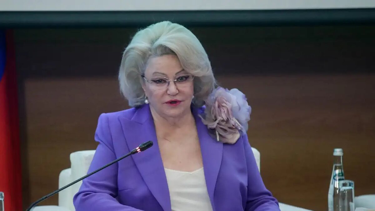    Председатель Комитета Госдумы по защите семьи, вопросам отцовства, материнства и детства Нина Останина.