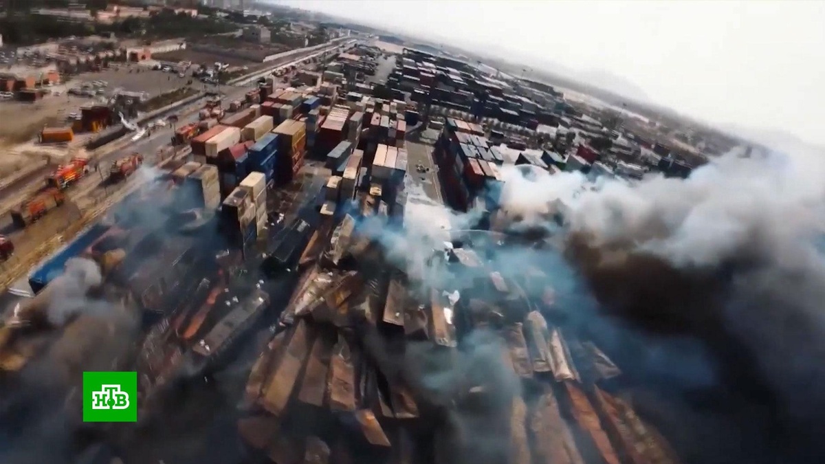    Самолеты МЧС РФ прибыли в иранский город    Бендер-Аббас   , где произошел взрыв